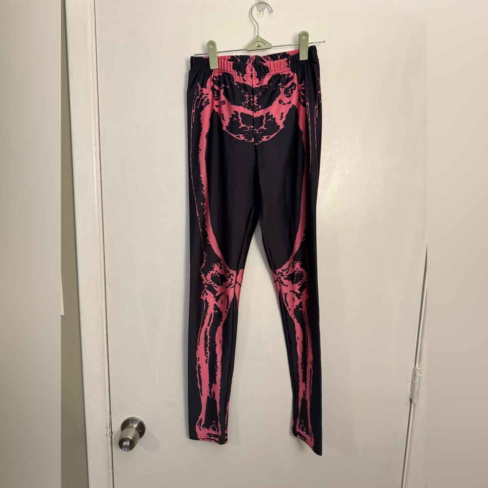 Black and Pink Skeleton Print Leggings